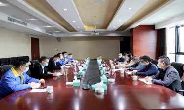 平湖市委常委、宣傳部長沈志鳳蒞臨景興紙業(yè)調(diào)研疫情防控和復工復產(chǎn)情況
